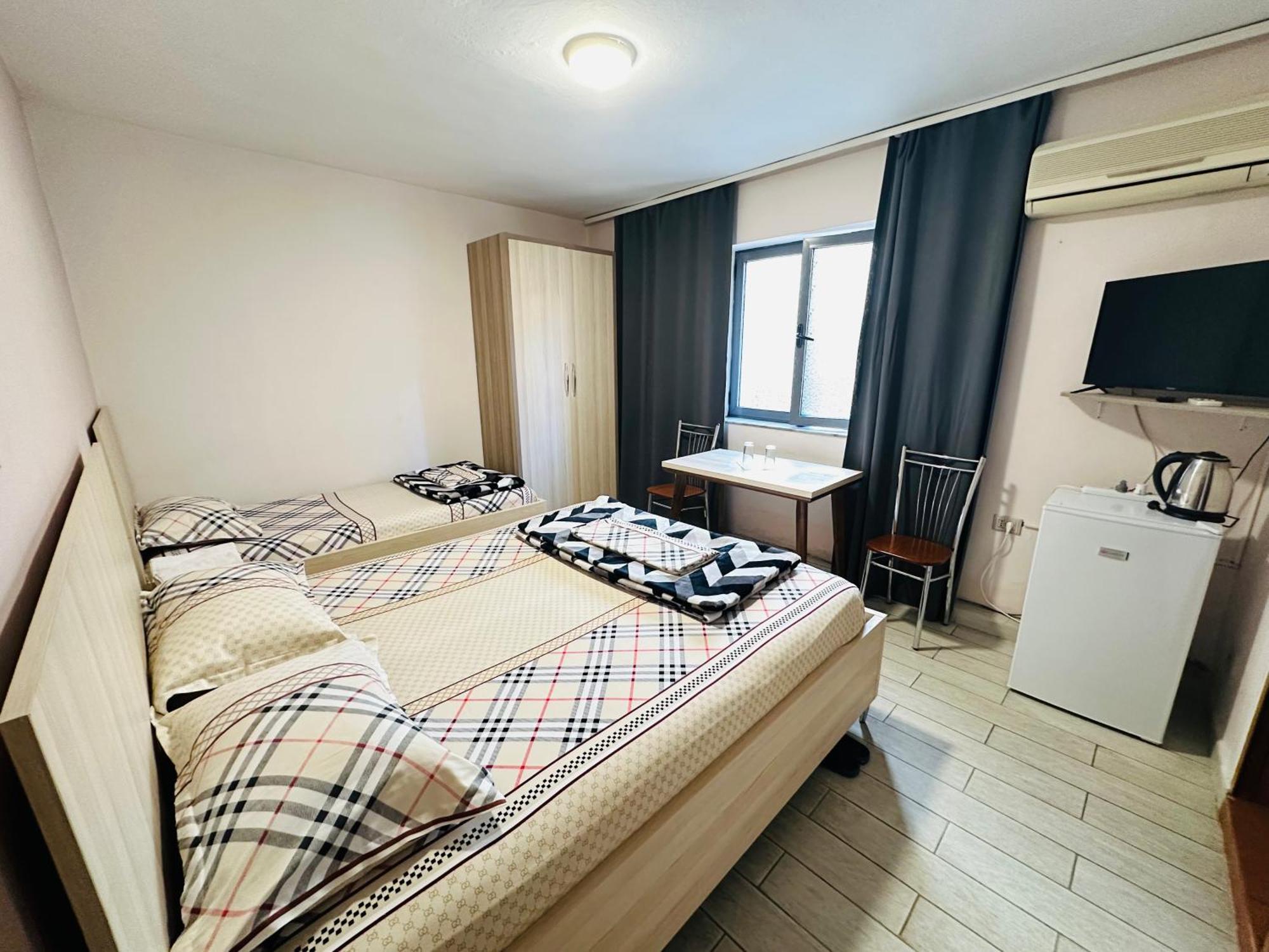 Urban Life Tirana- Economy Rooms Екстериор снимка