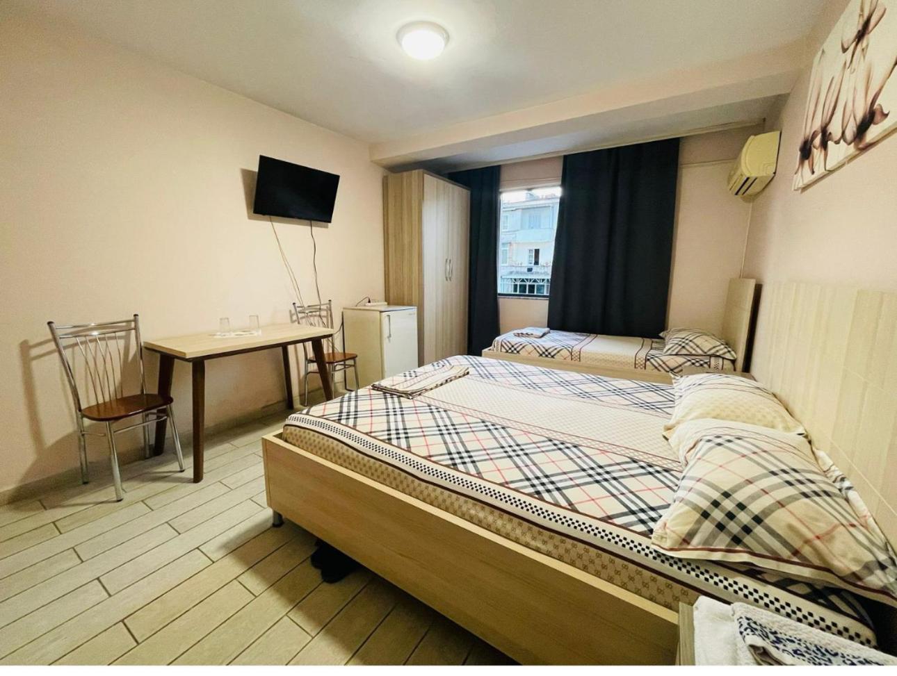 Urban Life Tirana- Economy Rooms Екстериор снимка