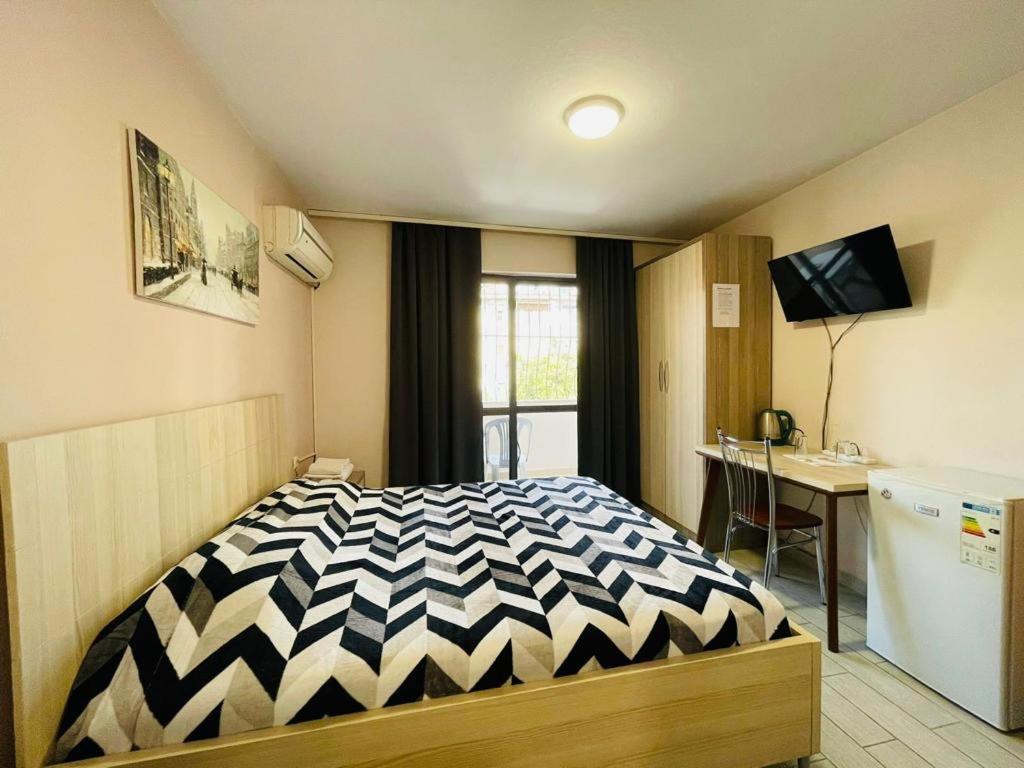 Urban Life Tirana- Economy Rooms Екстериор снимка